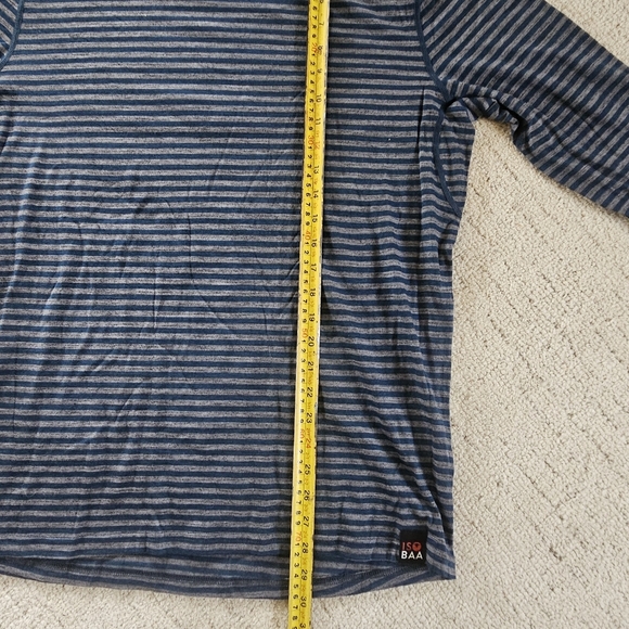 Isobaa Mens Long Sleeve Base Layer Crew Neck 100% Ultrafine Merino Wool - Picture 2 of 4